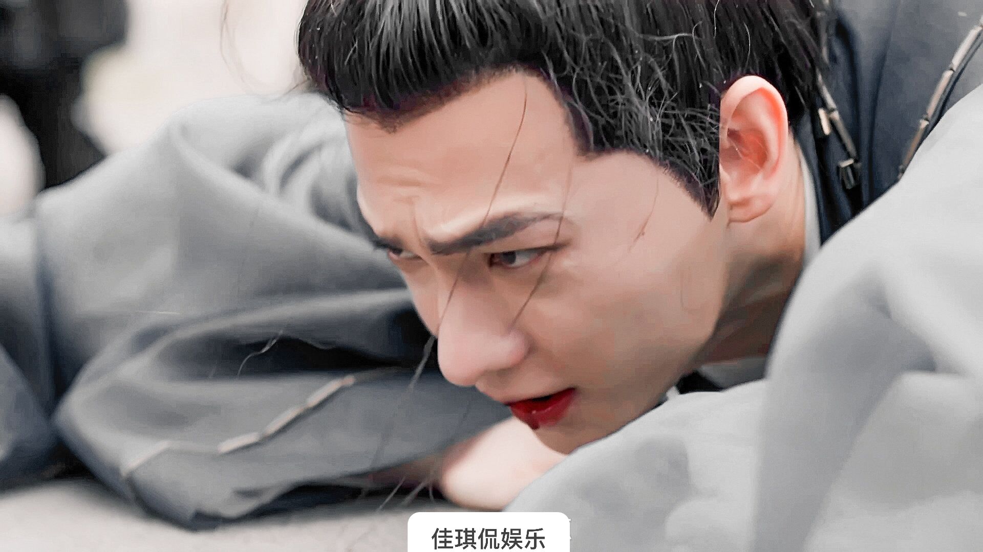 杨洋|《且试天下》杨洋的战损、苍白的脸、飘飞的发丝、若隐若现的青筋