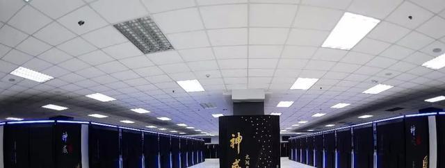 芯片|中国超算全面领先,英媒:美国人急眼了,火速追赶却为时已晚