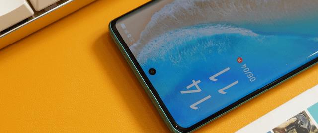 卡尔蔡司镜头|值得购买的vivo旗舰,天玑9000+蔡司镜头+自研芯片,仅3699元