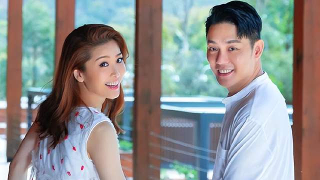 周丽淇|周丽淇罕晒娃，2岁儿子长高不少，傅程鹏已回内地，夫妻聚少离多