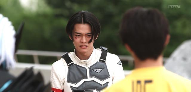 |假面骑士revice：大二洗白成功未成为最终BOSS回归五十岚大家庭