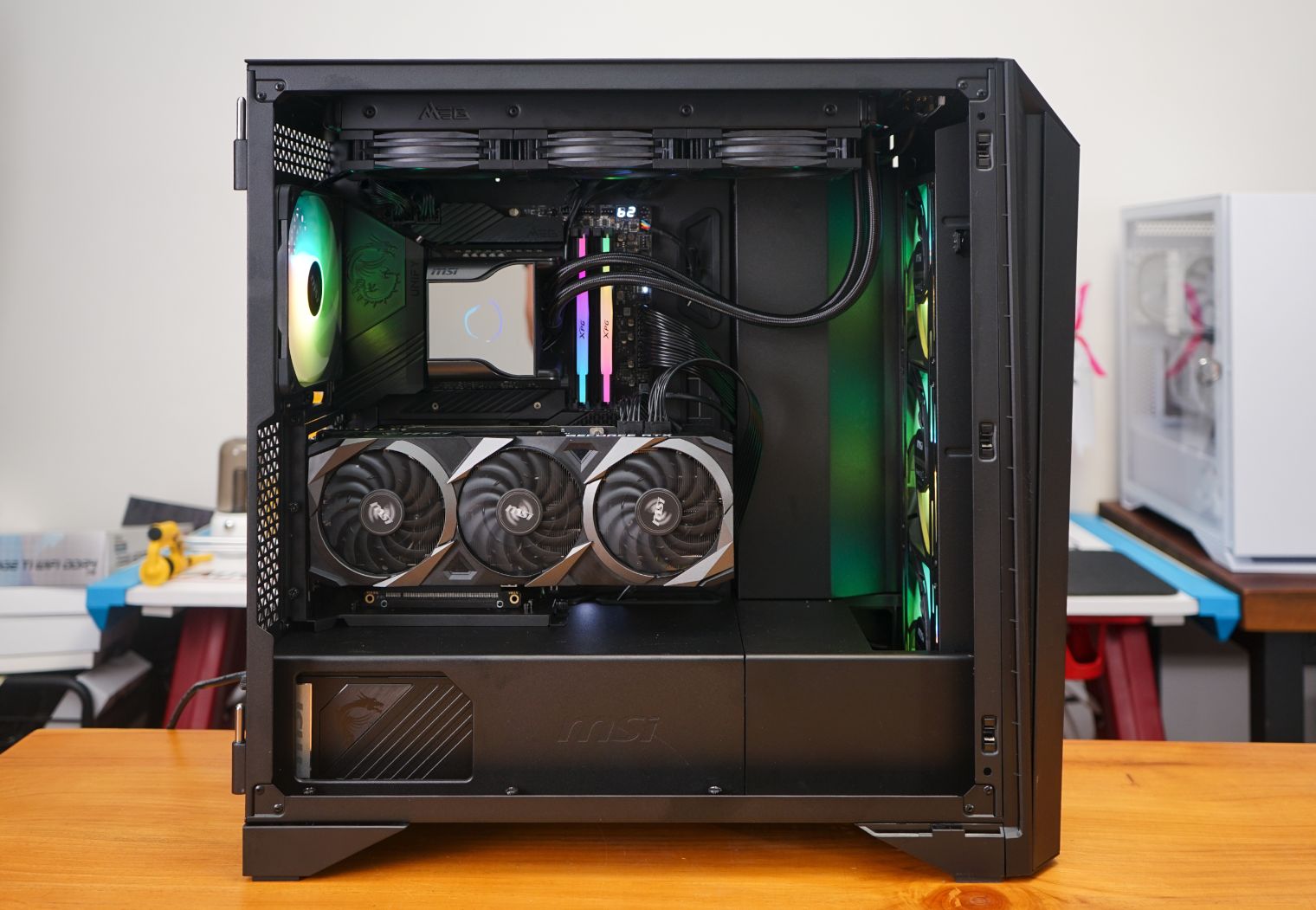 CPU|首款MEG机箱装机体验如何?MSI PROSPECT 700RL战神装机体验