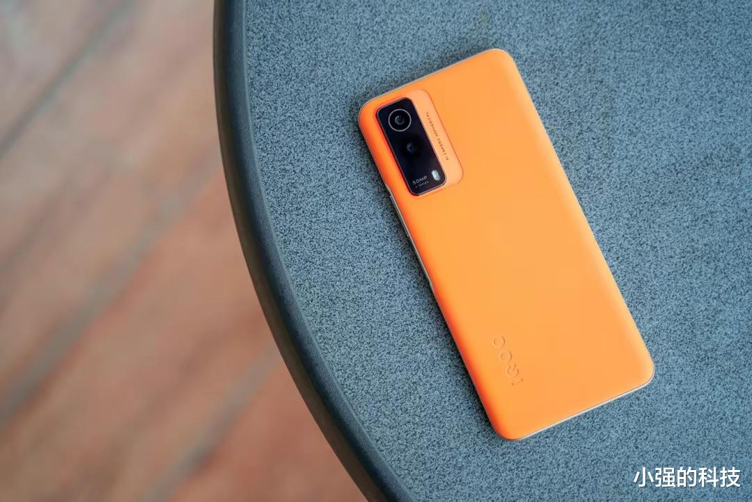 centos|上半年推荐你买这三款千元手机，款款都拥有强大性能用几年不过时