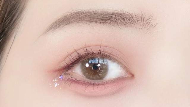 blackpink 又纯又欲的眼妆画起来，若有似无的伪素颜，初恋感一绝！