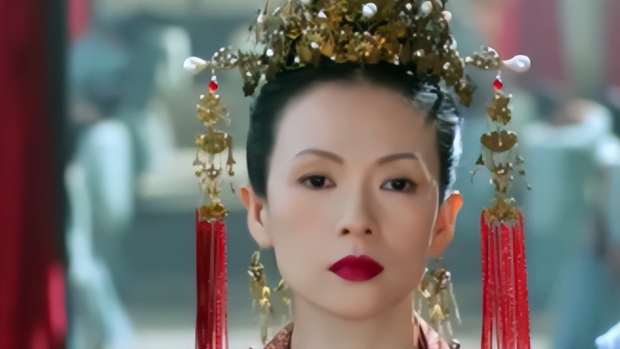 白嘉轩|明明一脸苦情相，非要尬演活泼少女，这8位女星被嘲一点都不冤