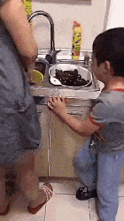 安卓手机|“为什么苹果用户总认为安卓手机用一段时间就会卡？”神点评很有理啊！