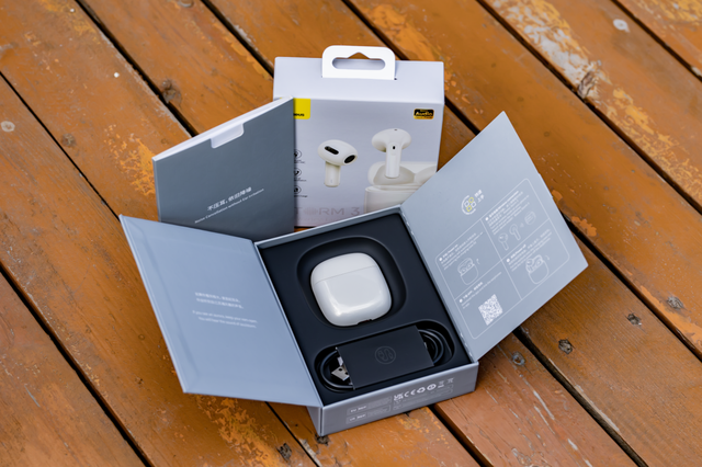 台积电|精于声，美于形——倍思 Storm 3 半开放式真无线降噪耳机体验