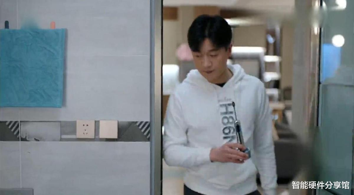 电动牙刷|电动牙刷哪个牌子好？六大高端电动牙刷横评，谁更值得入手？