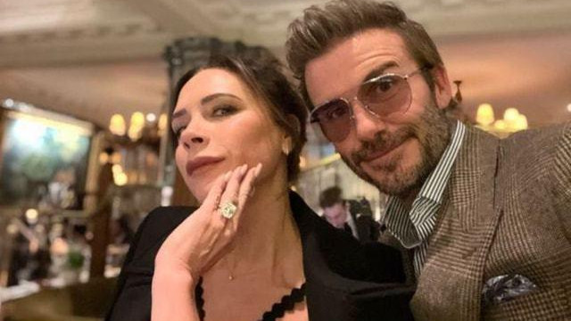 贝克汉姆|贝克汉姆48岁爱妻晒变装照，穿兔女郎秀完美身材，放弃干瘦思想