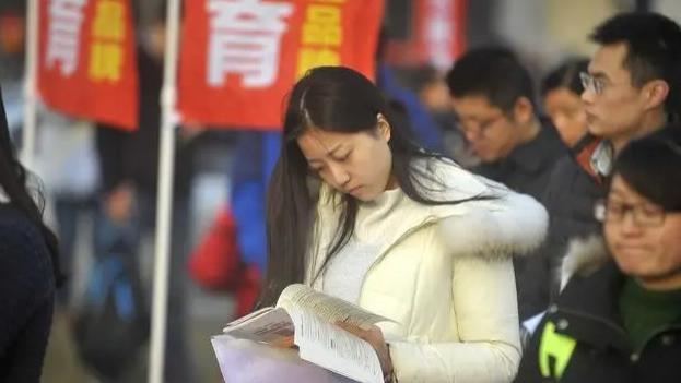 应届生|考公、考编时，“应届生”定义比你想的宽泛，往届毕业生也有机会