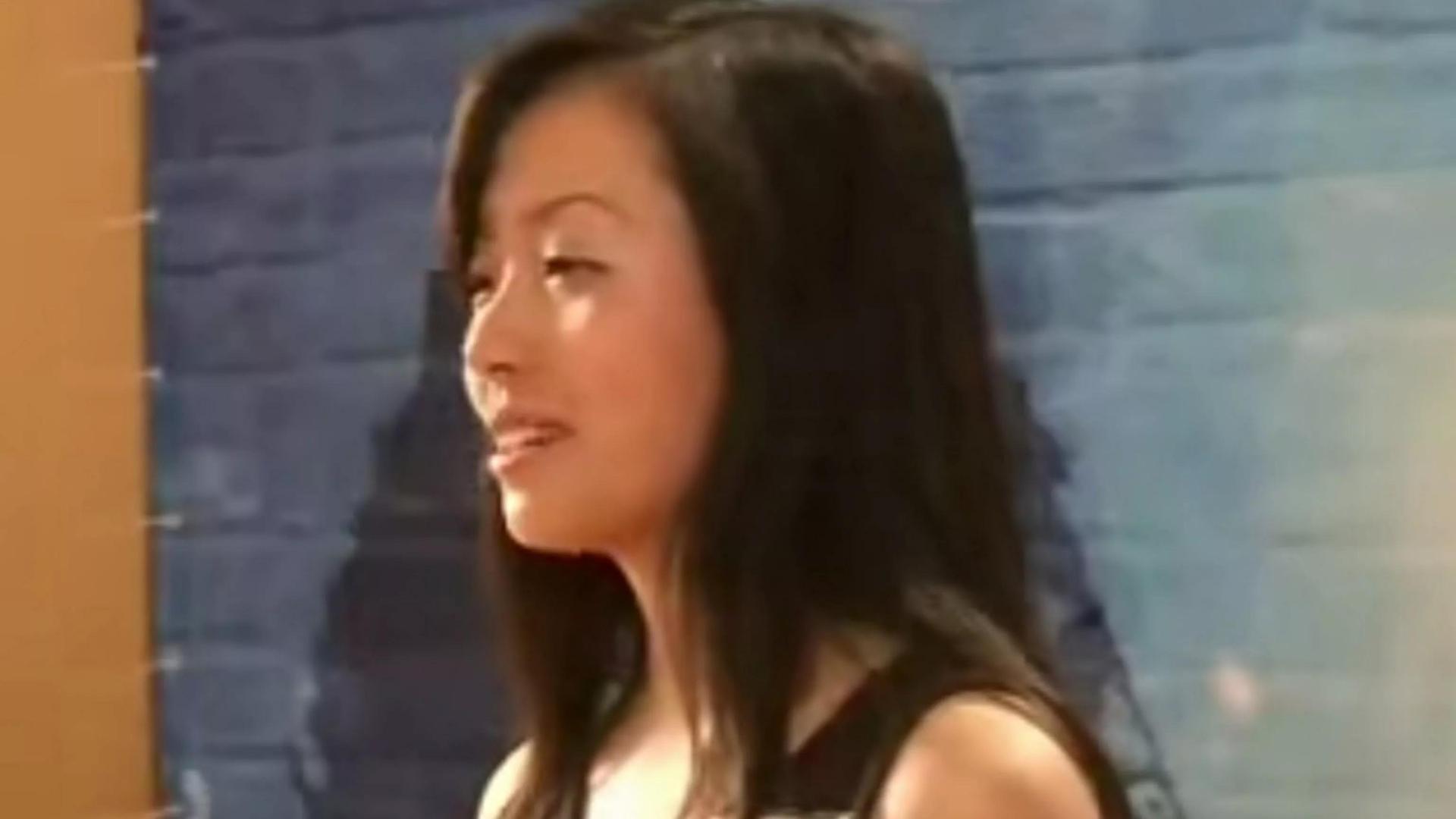 张靓颖|张靓颖的胸，谭维维的腿，殷桃的腰，这些女星隐性的美，太迷人