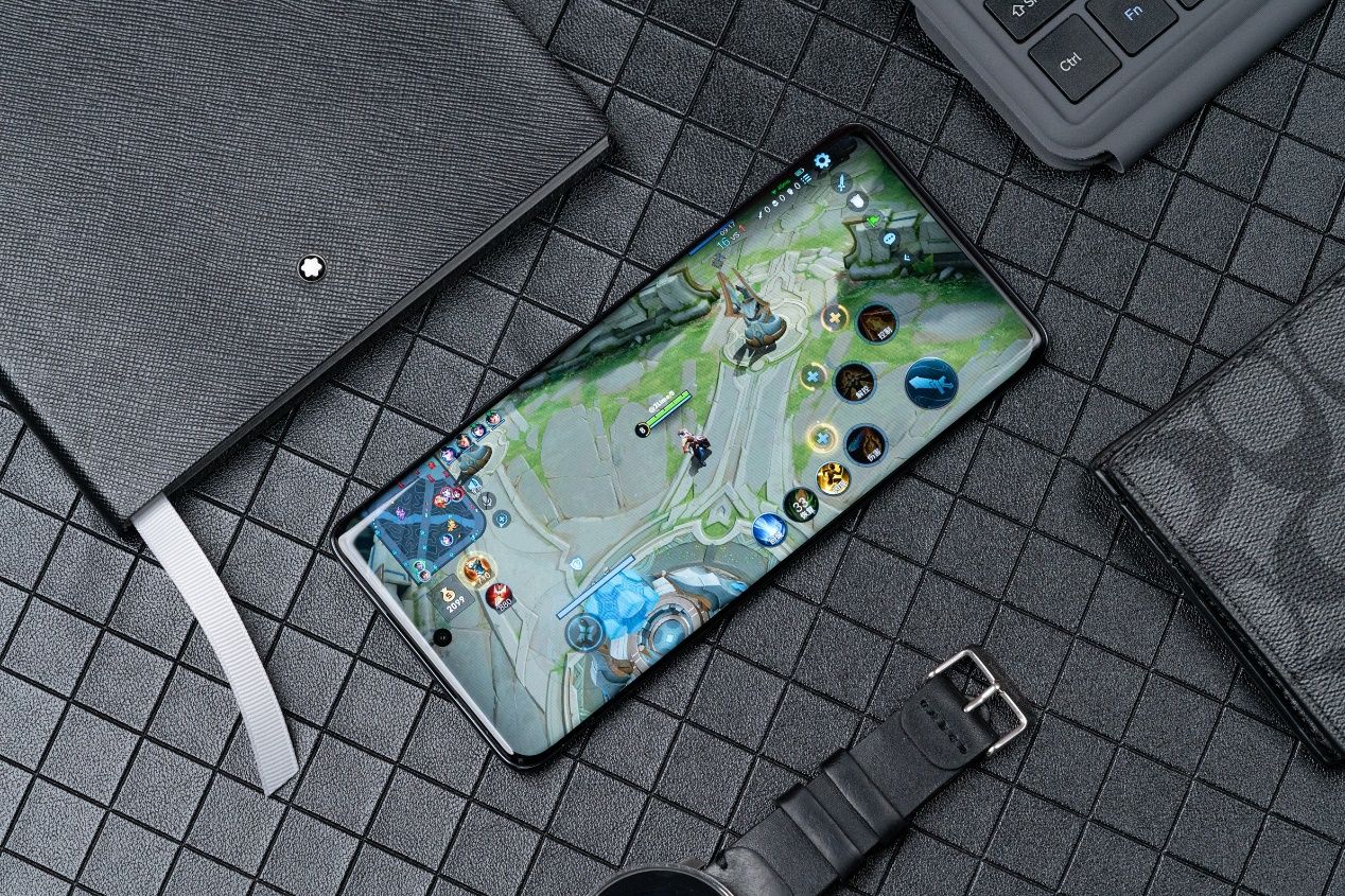 戴威|同价位鲜有对手,荣耀70 Pro深度体验分享,这次荣耀确实用力过猛