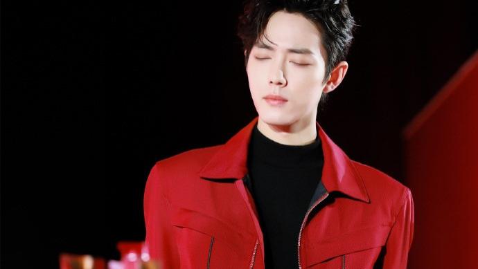 王子文|肖战置身于各行业精英中，太醒目！新剧新进展！防代拍太机智！