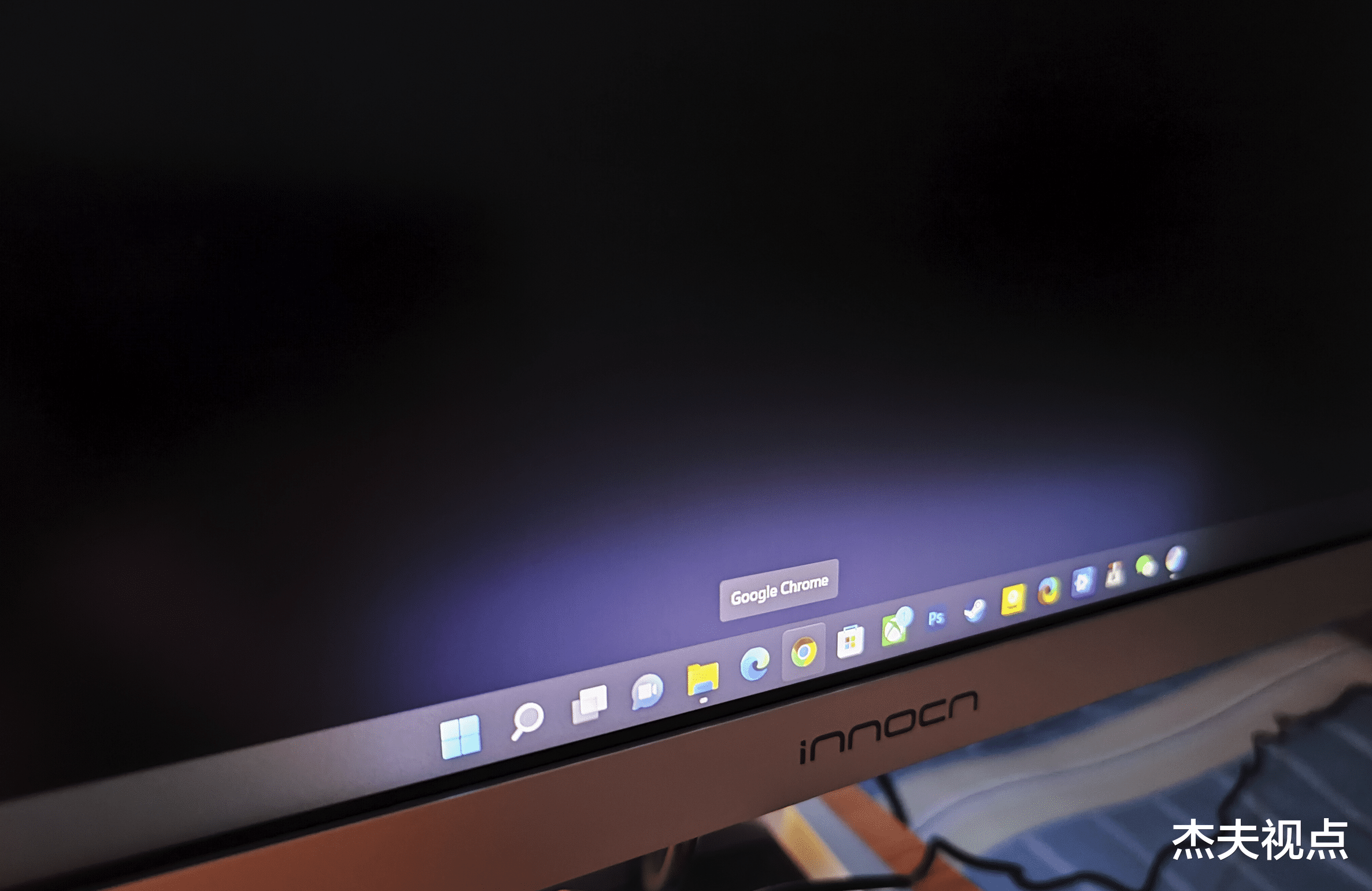 显示器|最廉价Mini LED显示器体验：和OLED差距大，但还是有些意思