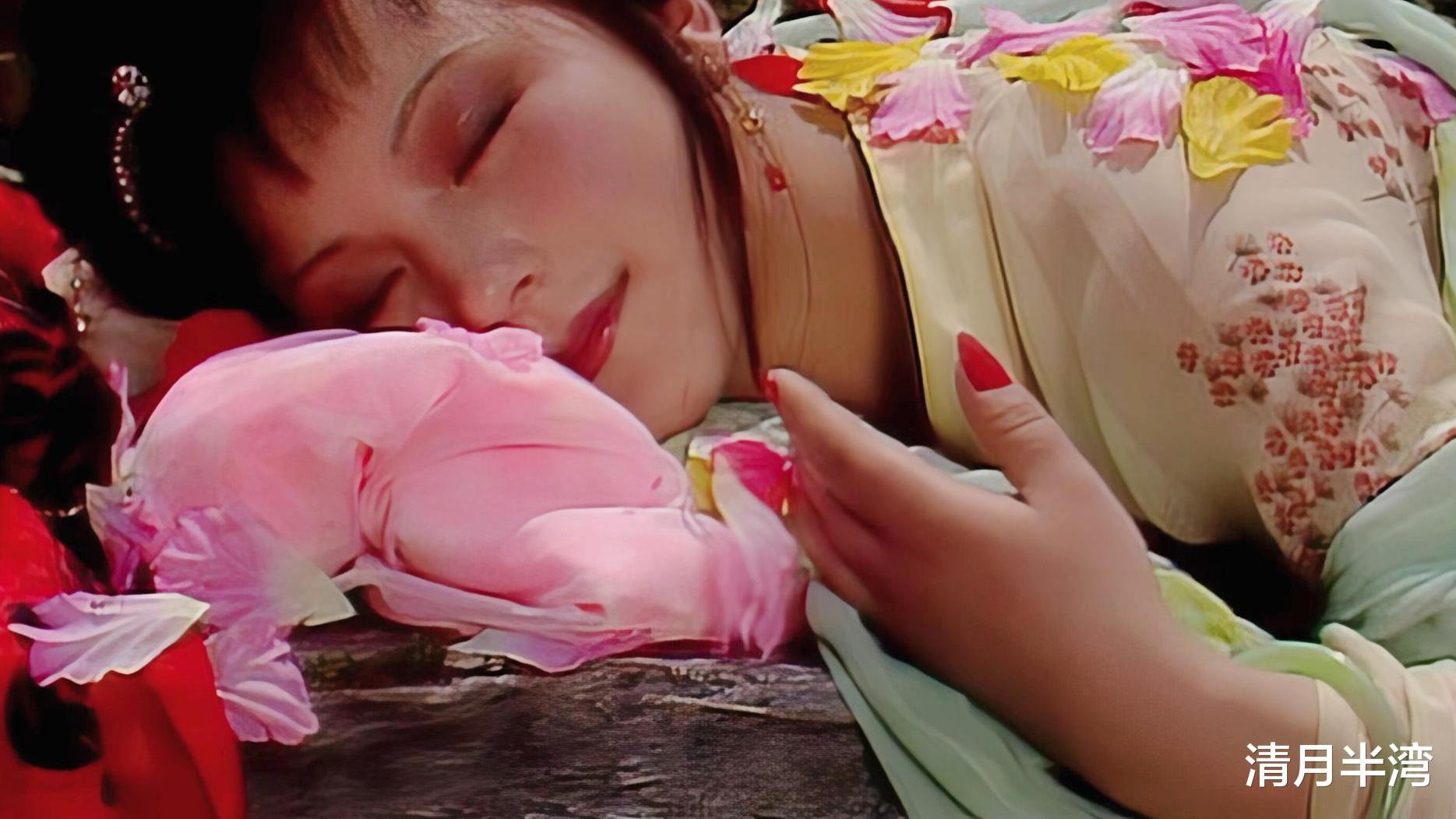 史湘云|同样是演“湘云醉卧”的，87版如诗如画，10版歪身撅腚仿佛产后护理