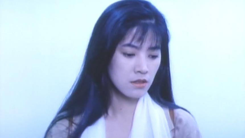 电影|29年前的邪典片，缔造了香港第一“鬼后”龙婆，录像厅时代的噩梦