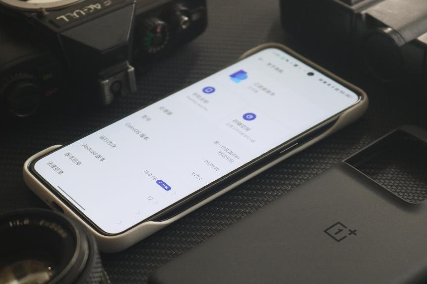 一加科技|一加AcePro 冰肤散热保护壳体验:这是目前用过最好的手机壳