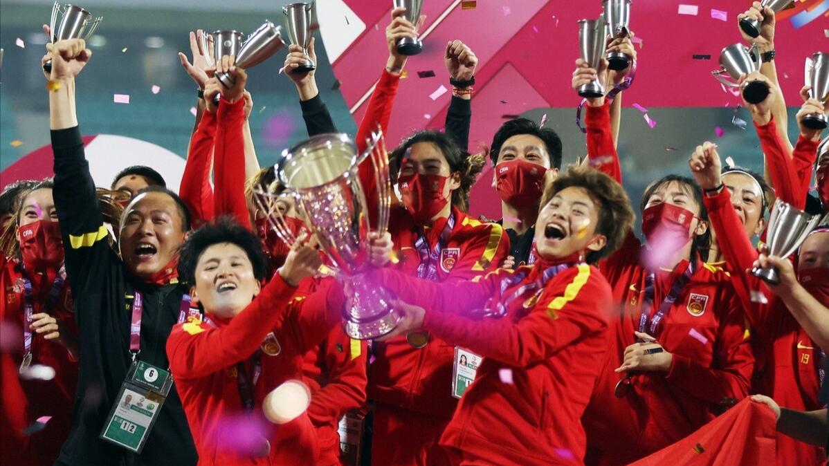 中国女足|争议！女足夺冠纯靠运气？前男足国脚霸气回应，赢了就是实力