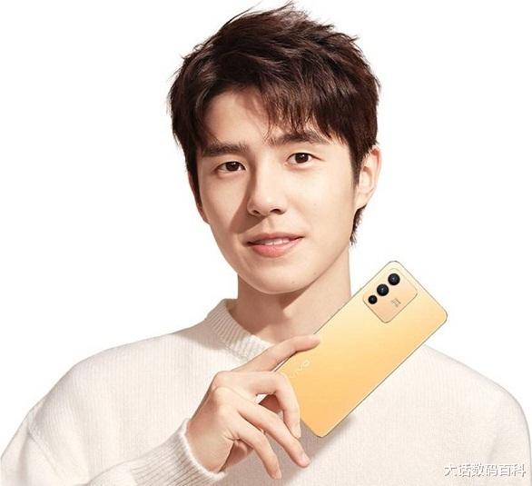 自拍神器|1999元，入手自拍神器vivoS12，还是非常值得的