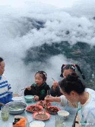 固态硬盘|“女老师课后忘关投影仪，搜索记录被公开...”