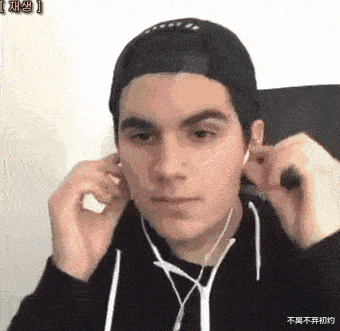 八神庵|“为什么八神庵腿上要绑绳子呢?”