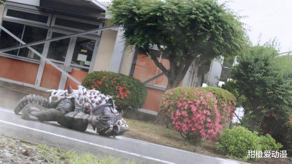 背刺|赤石的身体会被基夫强行控制，难怪赤石无法反抗基夫，背刺警告？