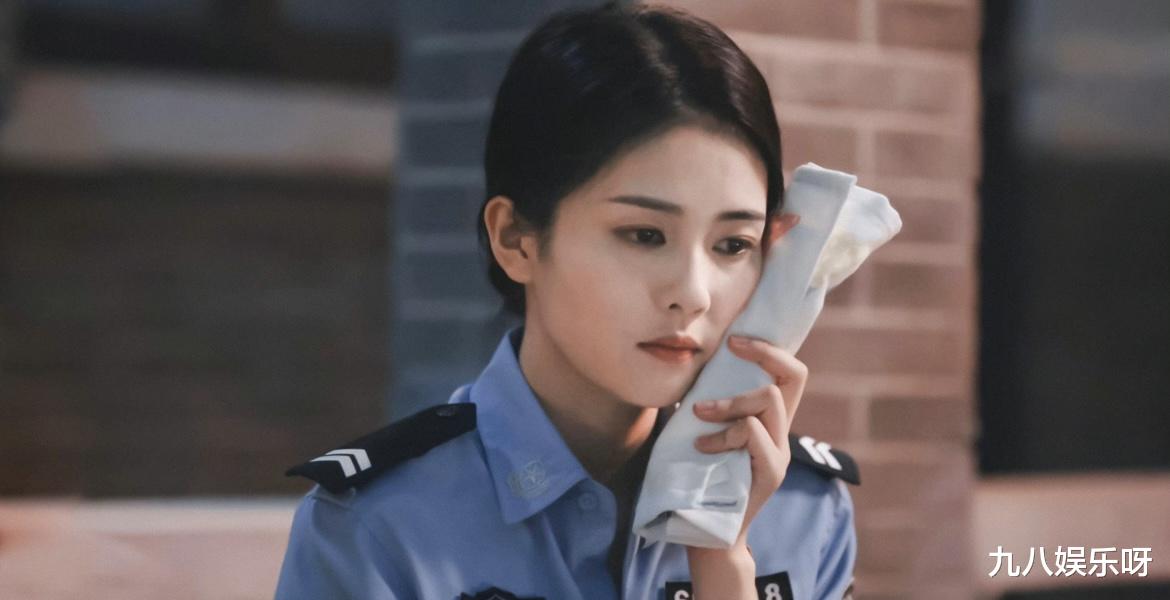 赵露思新剧撞型白鹿, 二人发展规划也相似