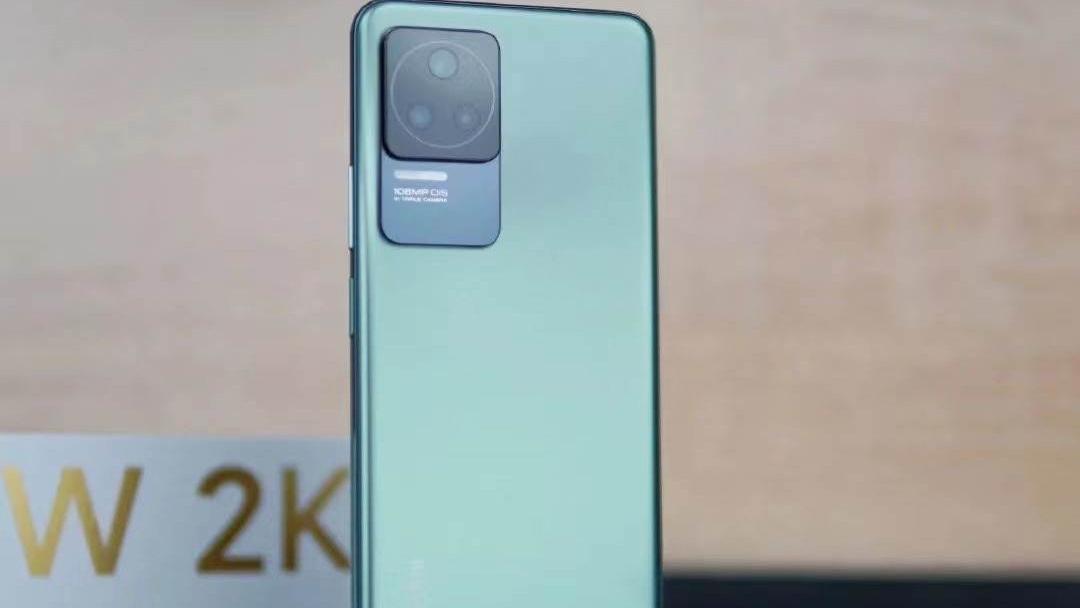 旗舰机|千元机和旗舰机差距很大，但“烂大街”的这3款手机，都不超过3K