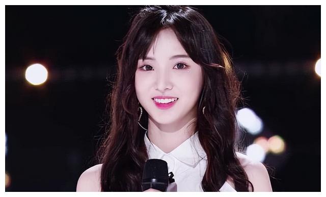 郑乃馨|郑乃馨：甜美长相，凭借女团出道，黑料频发的她到底发生了什么？