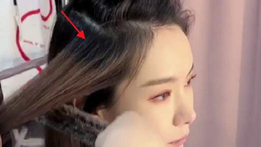 戚薇|戚薇分享化妆视频，肚子意外曝光隆起明显，被曝已怀二胎五个月