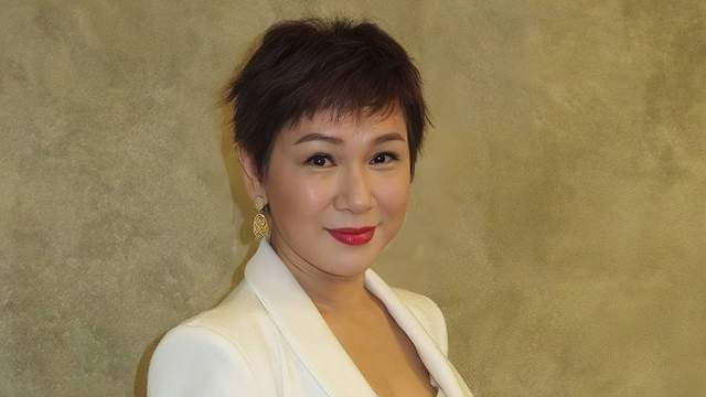 戚其义|香港知名女星息影多年复出！嫁富商住六千万豪宅，依旧风韵犹存