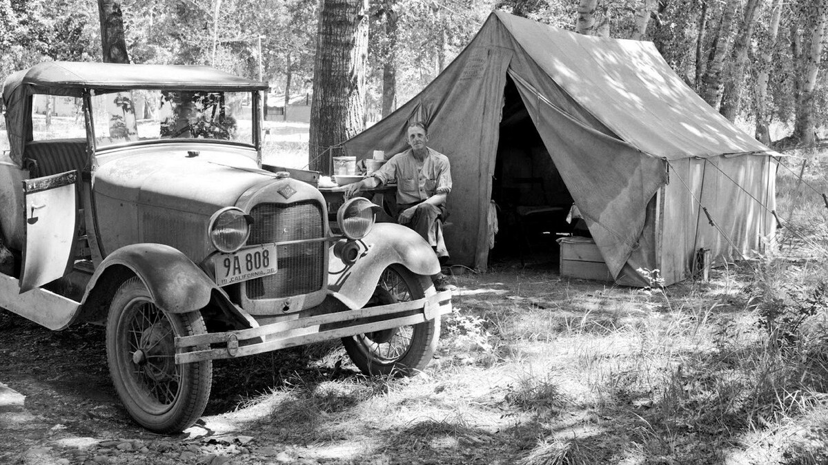 上世纪美国是怎样走出大萧条的？