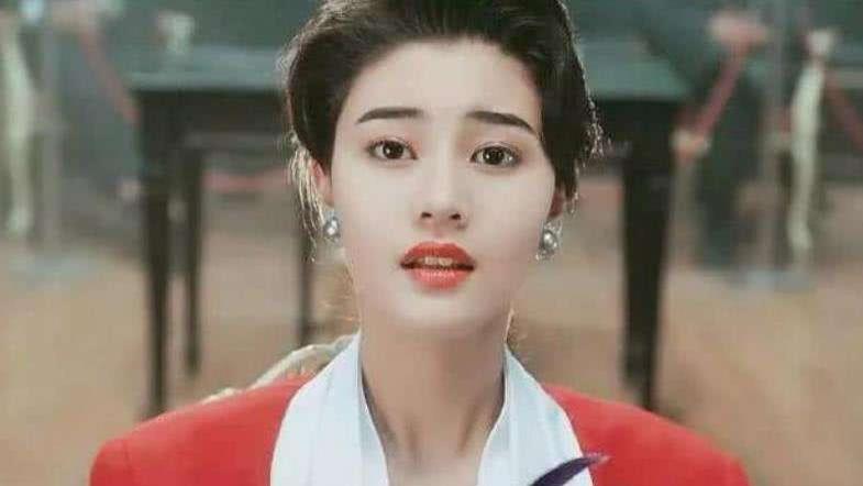 张绍刚|当80后美人遇到90后美人，真是一代不如一代，颜值差距一目了然