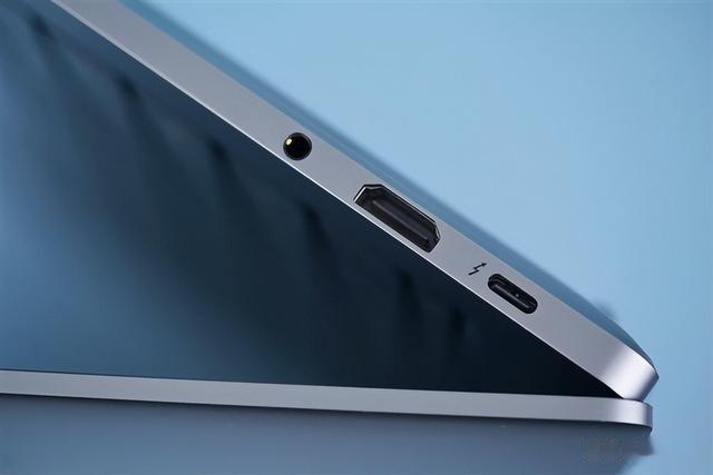 苹果|旗下首款光追轻薄本!Redmi Book Pro 15 2022图赏