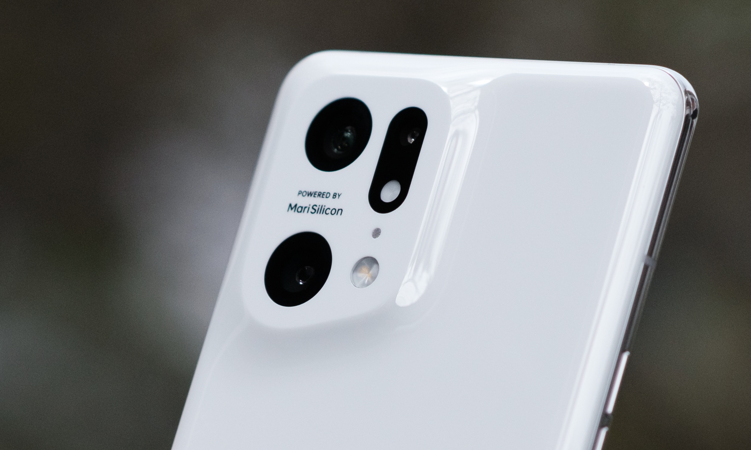 iPhone14|靠近车就开锁!OPPO与特斯拉强强联合:马斯克还需要造手机?