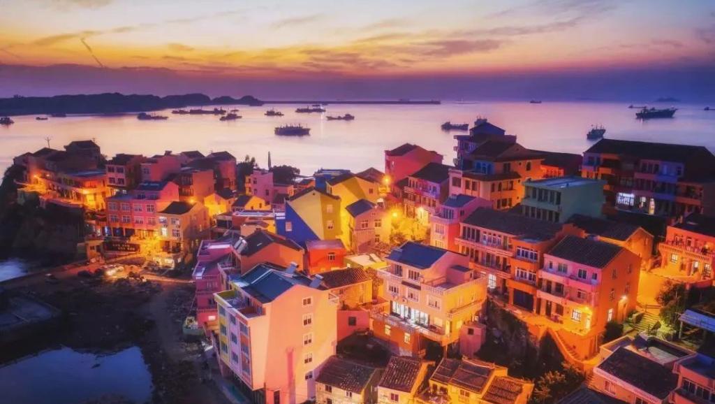 浙江省|它才是浙江最浪漫的海滨小城，比舟山人少，藏了个中国版五渔村却少有人知