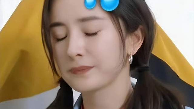 张予曦|上热搜了！女明星接商单多次“发疯”，经纪人直播中紧急叫停