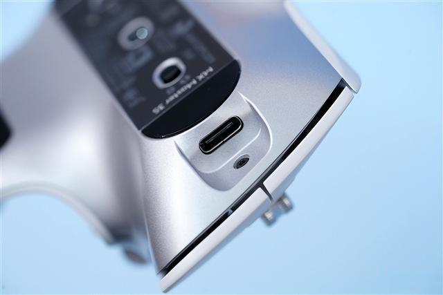 罗技|1秒滑动1000行!罗技MX MASTER 3S鼠标图赏