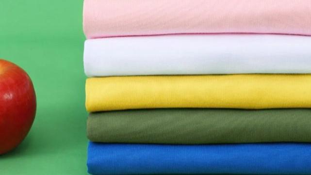热销1亿+件的纯棉T恤，竟然是大牌同厂出品