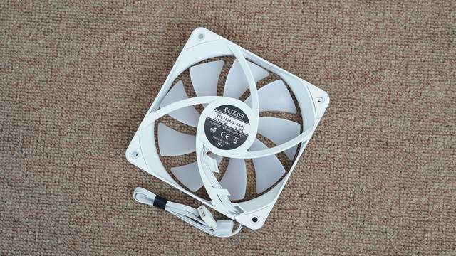 散热器|新一代游戏利器,Intel i5 12490F评测分享