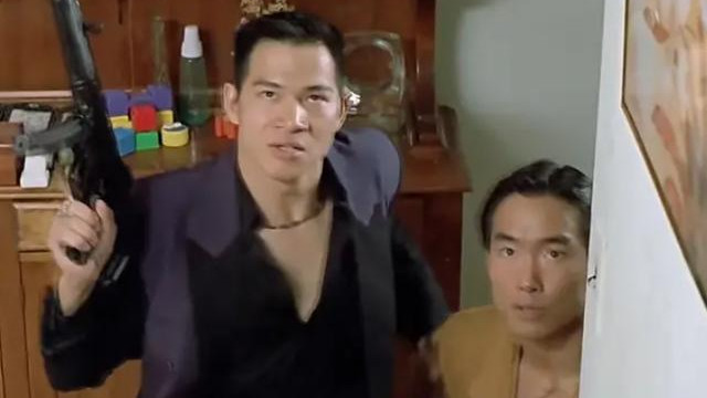 楼学贤|某港星移居内地现状，曾穷到让孩子辍学在家，现已全家定居北京