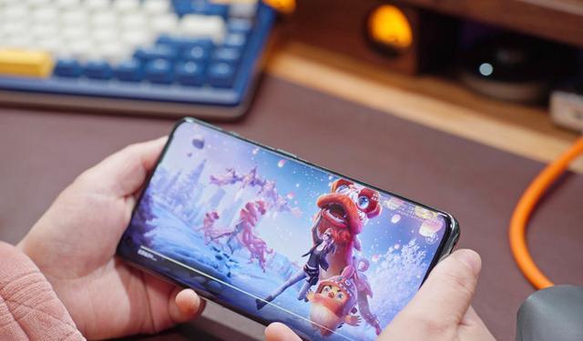 一加科技|一加11ProMax放开手脚，直接安排18G+1TB，可能有点贵