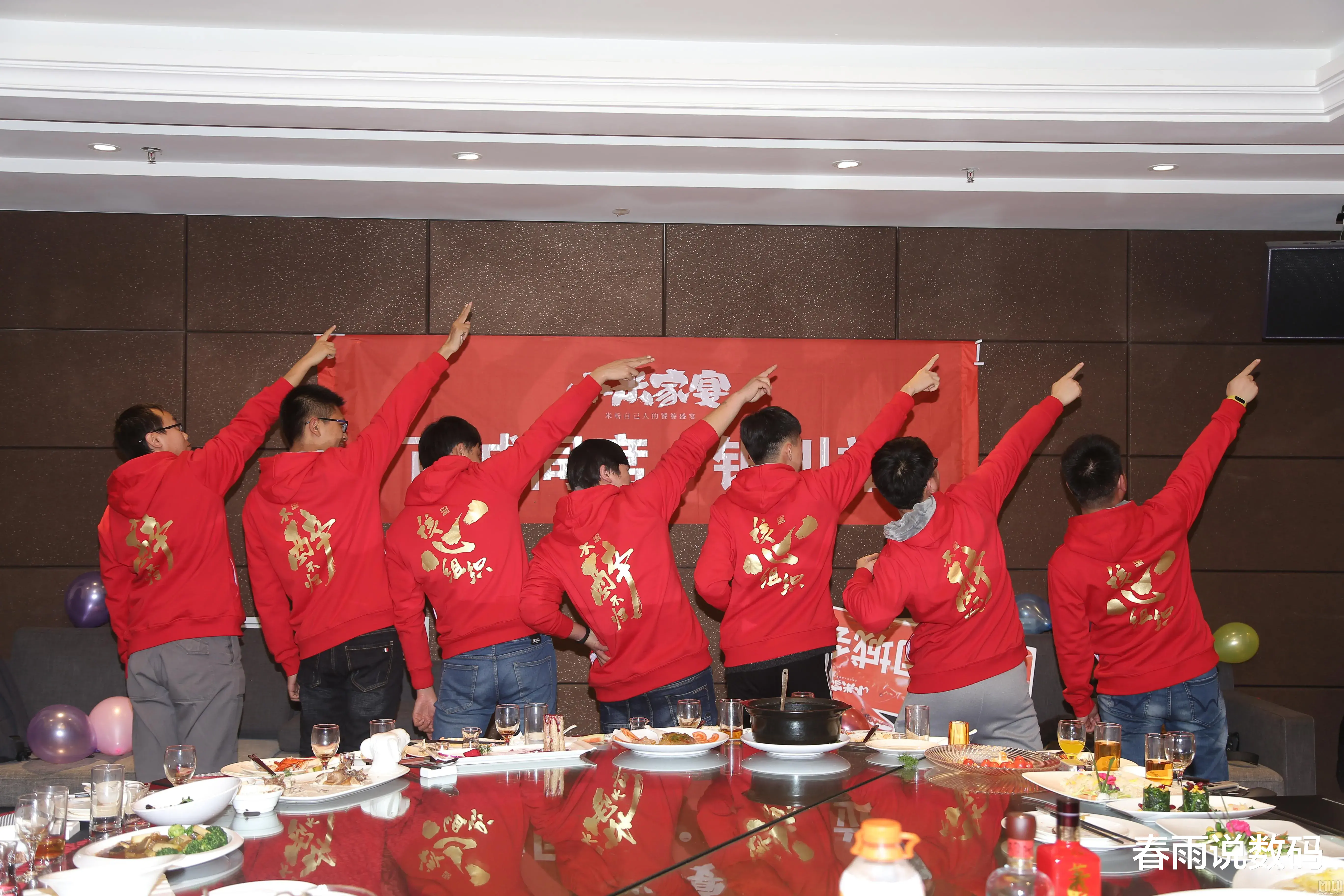 抖音|为什么很多人一边购买小米手机,一边骂小米手机呢?你知道原因吗