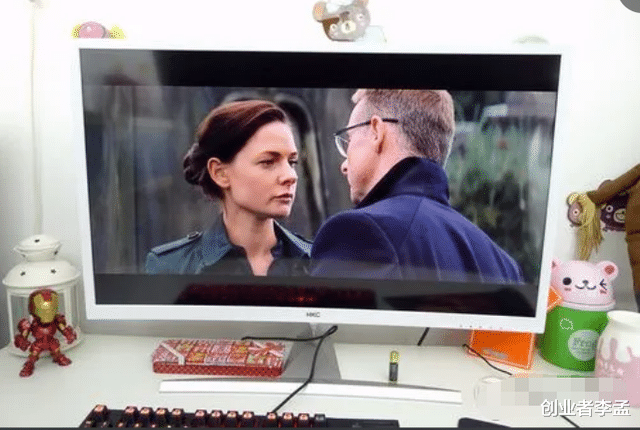 键盘|有了智能手机后，你们家里的电脑多久没有开机了，有灰尘了吧