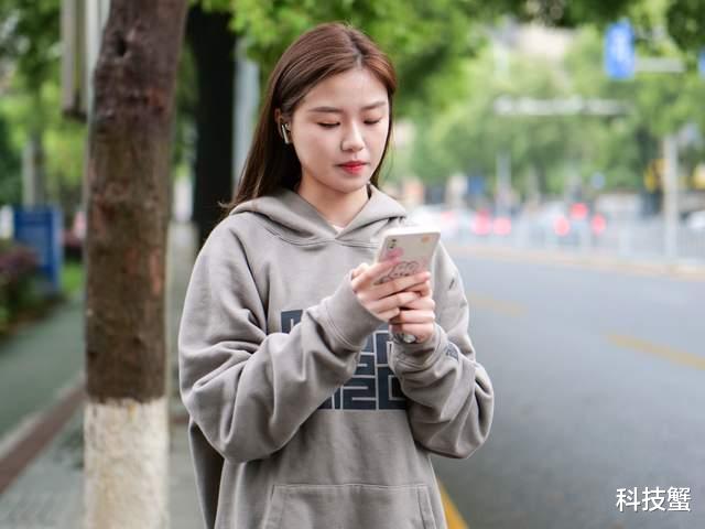 耳机|与潮牌联名的耳机,这算不算注入了新的活力?