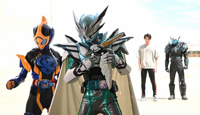 acgn漫评|假面骑士Revice：说说五十岚家骑士战力排行，老爹和大哥占据首位