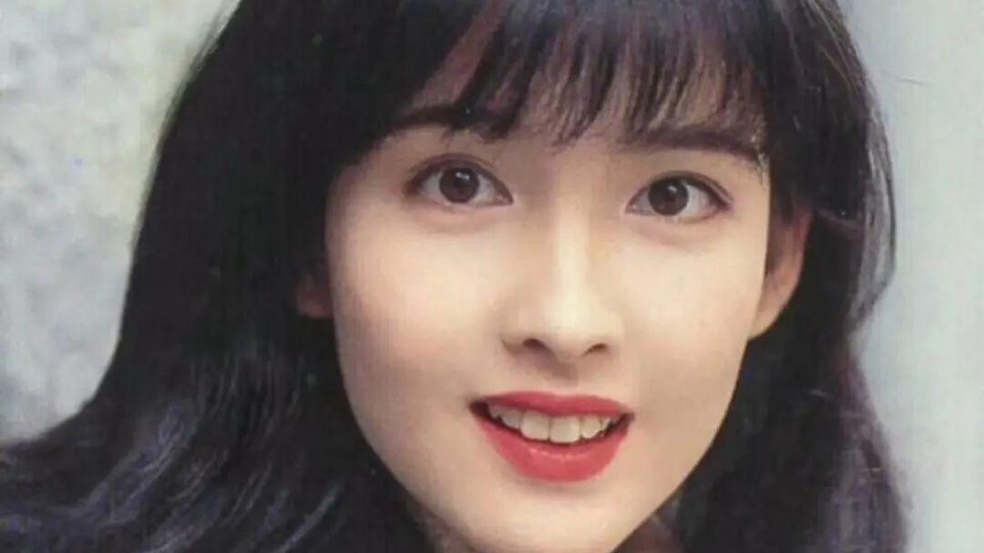 娱乐圈|娱乐圈“玉女”的陨落，婚内出轨，男友是逃犯，个个感情崎岖