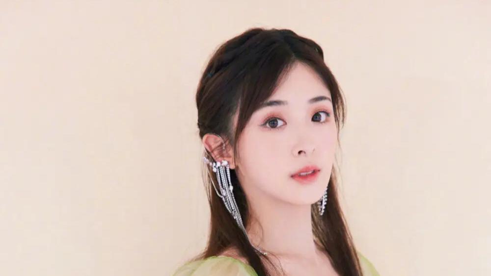 乘风破浪的姐姐|《浪姐》之后，张含韵金晨吃到节目红利，陈小纭金巧巧成反面典型