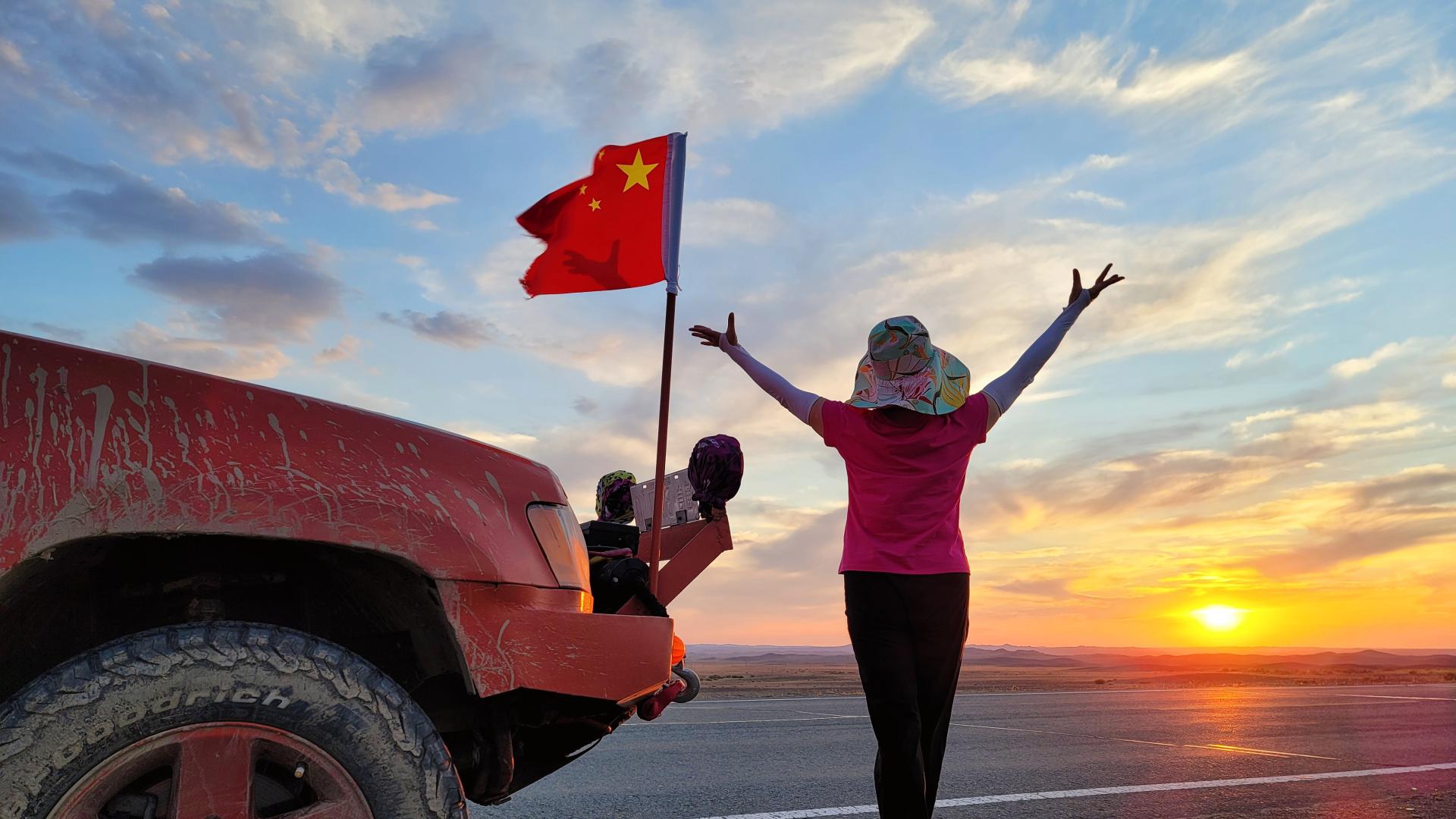 退休|一群退休人士的自驾狂欢，96天环驾祖国边境线，走遍中国35000公里