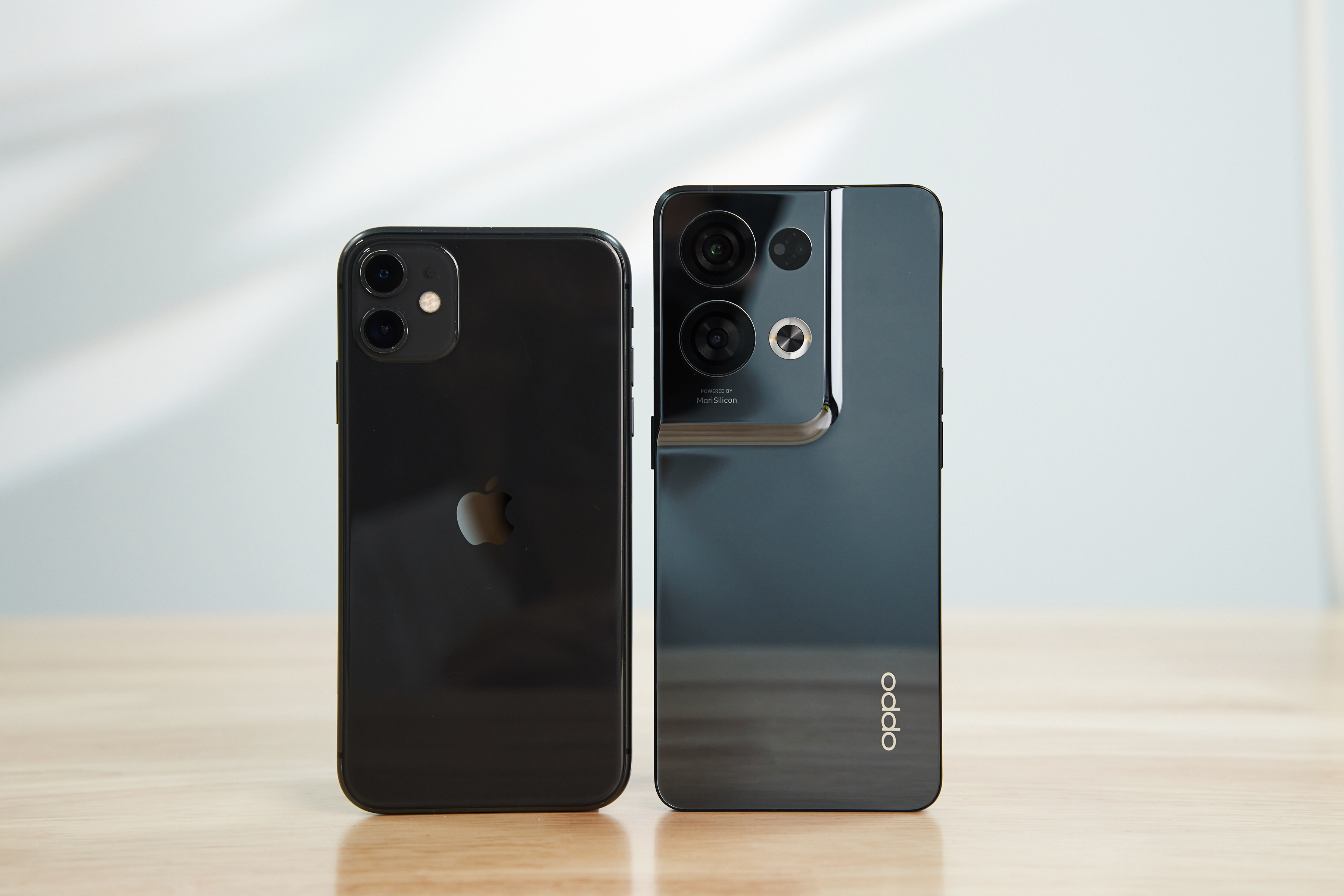 iphone11|iPhone 11用了快三年，换新Reno8超大杯后，影像快充指纹都挺香